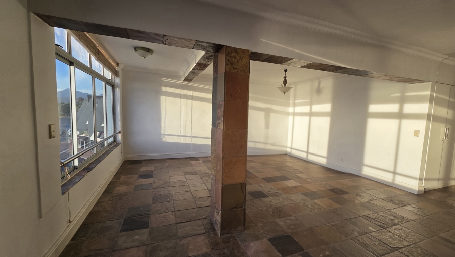 2 Bedroom Property for Sale in Gordons Bay Village Western Cape